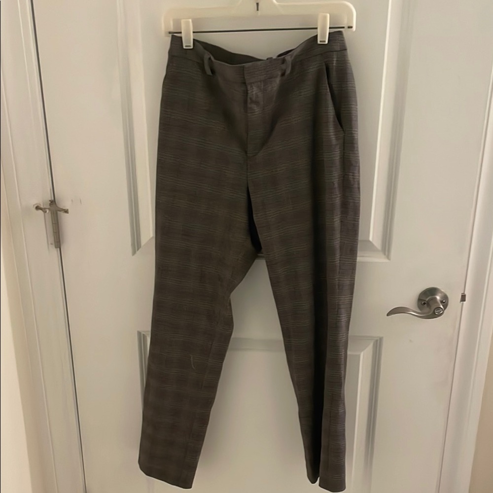 Uniqlo gray plaid smart ankle pants size small